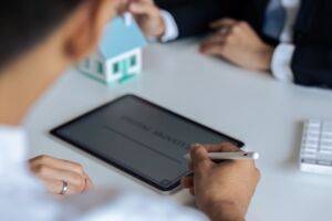 Best CRM Software for Real Estate Professionals